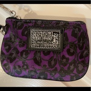 NWT Coach Poppy Ocelot Purple Wristlet